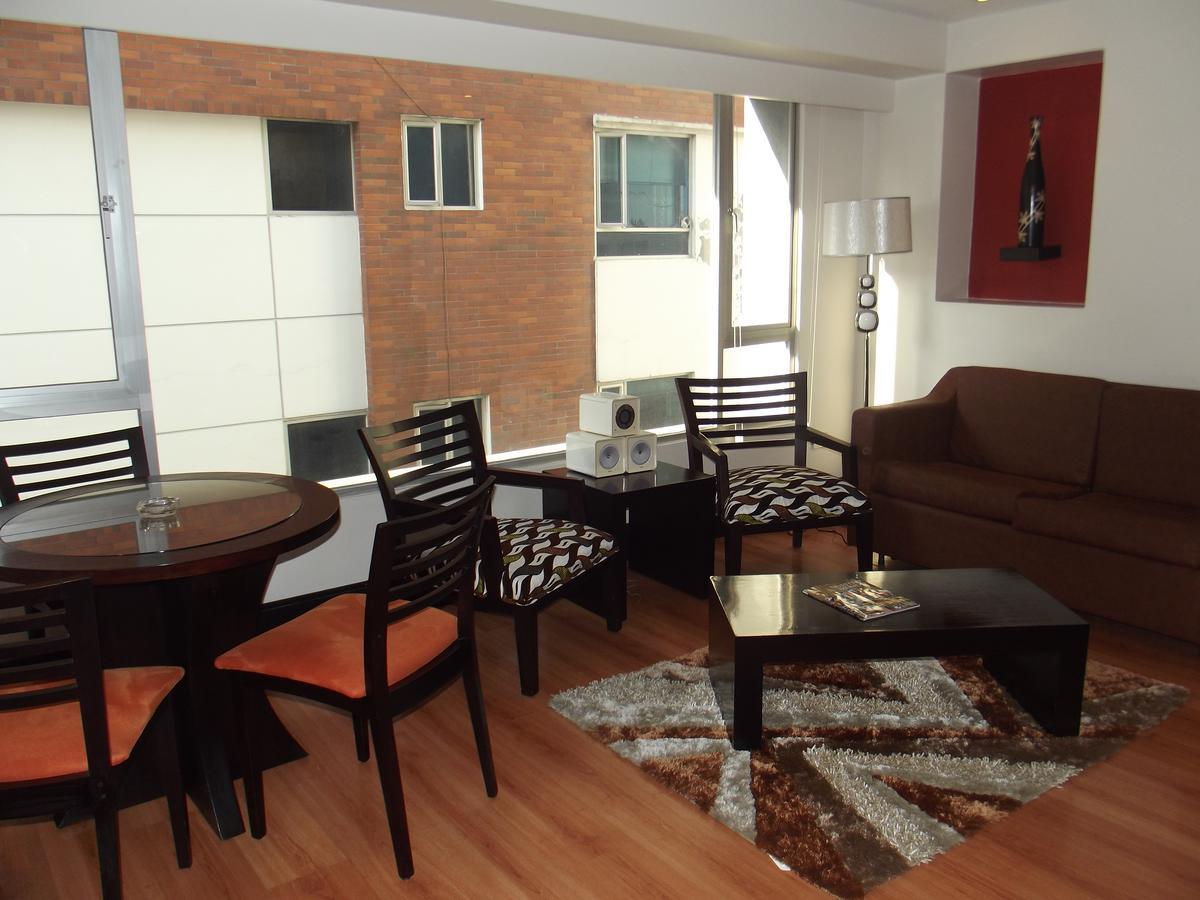 Hotel Lugano Suites Quito Exterior photo